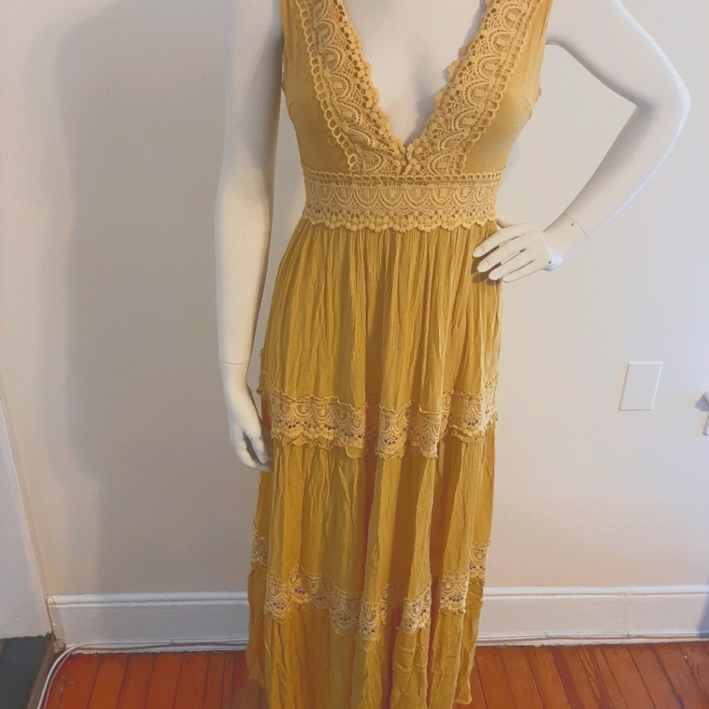 Yellow Crochet - trim | Forever 21 | Maxi Dress